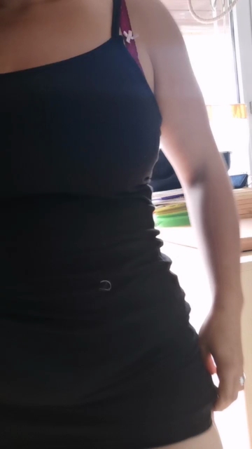 Louisa69Dennis 03-08-2021 Webcam 